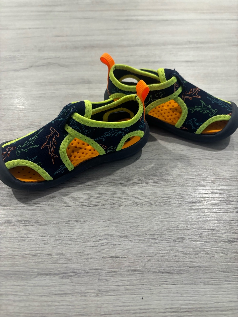 OshKosh B’gosh Kids Navy and Neon Green Water Shoes
